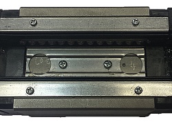 Линейный подшипник ТНК HSR 25 оси X № 01011207